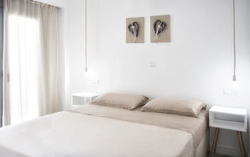 Axos Apartments Аналипси Екстериор снимка