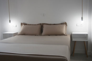 Axos Apartments Аналипси Екстериор снимка
